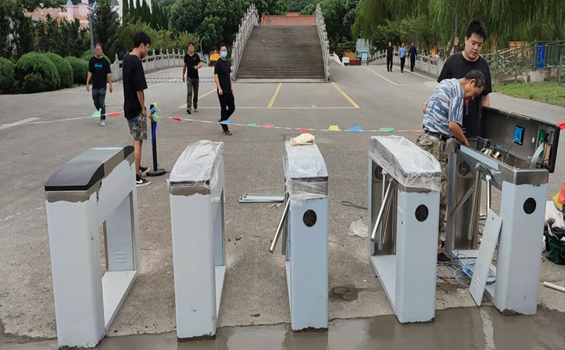 景区线上售票系统：24小时不打烊的“金牌售票员”