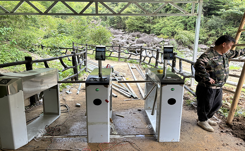 门票系统如何帮景区把“错峰”变成常态收入?